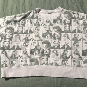 Taylor Swift Official Eras crew neck size XL